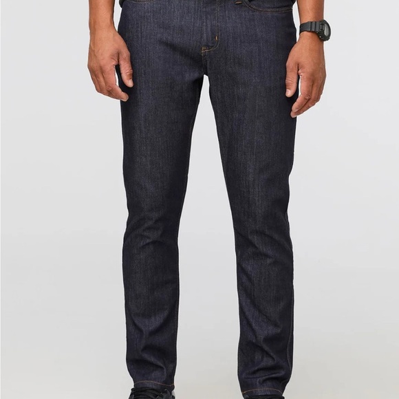 DU/ER Performance Denim Relaxed Taper - Heritage Rinse Jeans - Picture 5 of 6